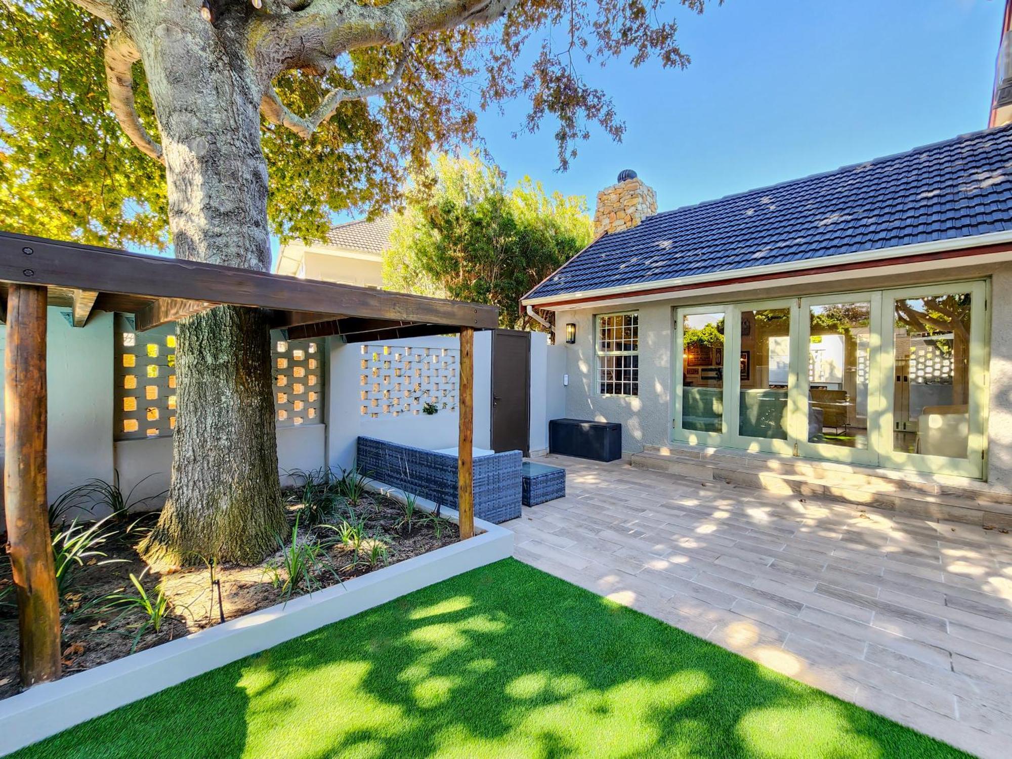 Branch & Vine Cottages - Constantia - Formerly Pinoak Cottages Cidade Do Cabo Exterior foto