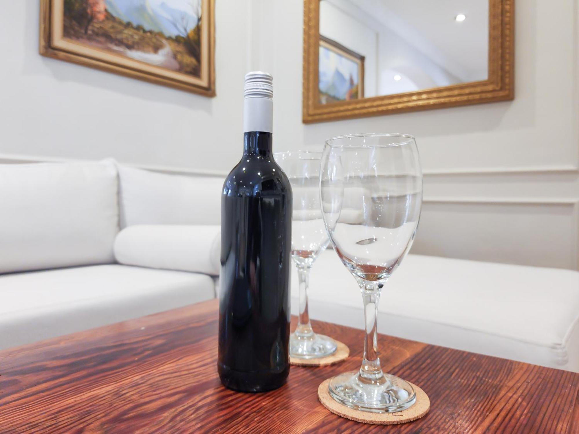Branch & Vine Cottages - Constantia - Formerly Pinoak Cottages Cidade Do Cabo Exterior foto