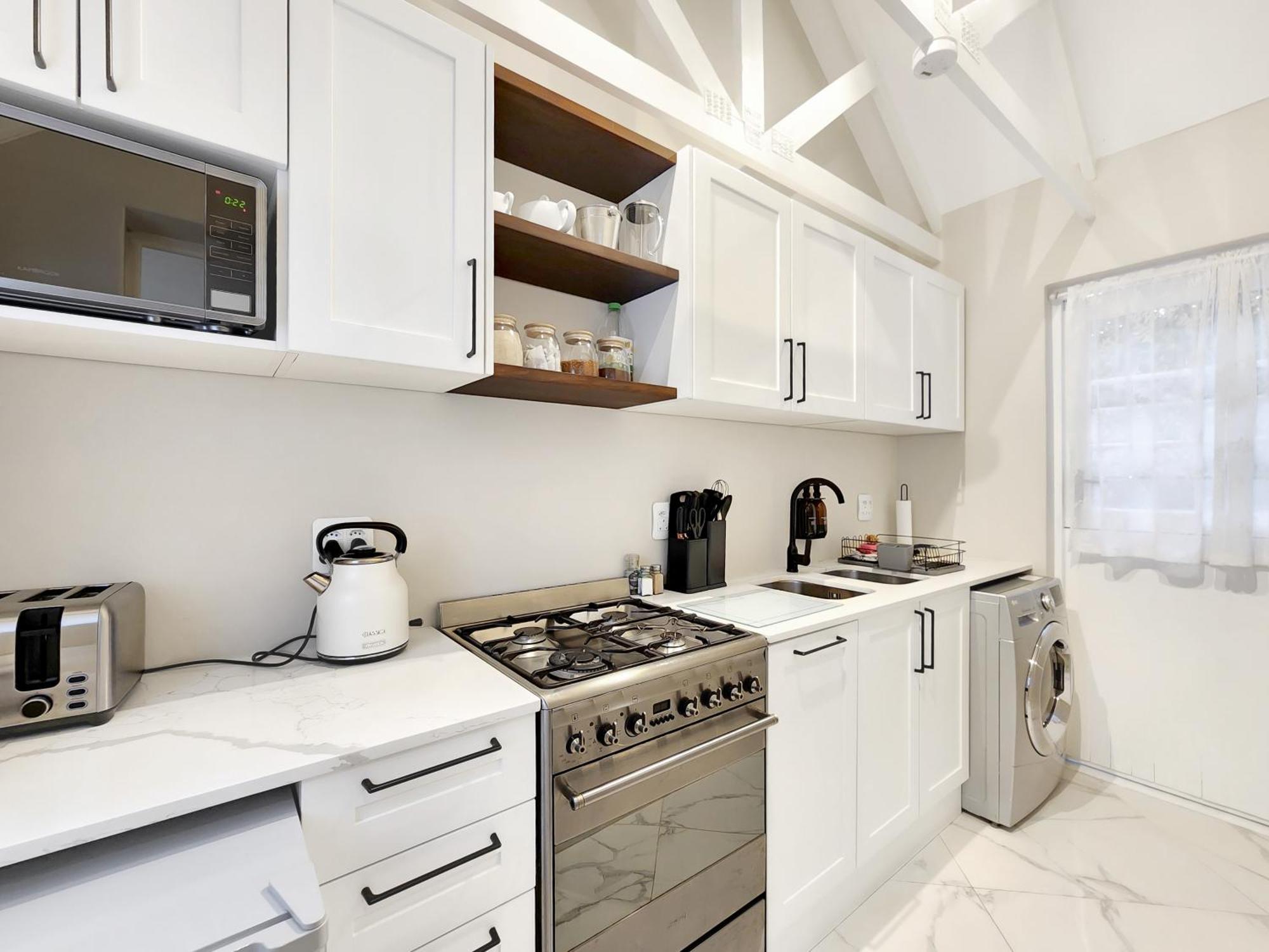 Branch & Vine Cottages - Constantia - Formerly Pinoak Cottages Cidade Do Cabo Exterior foto